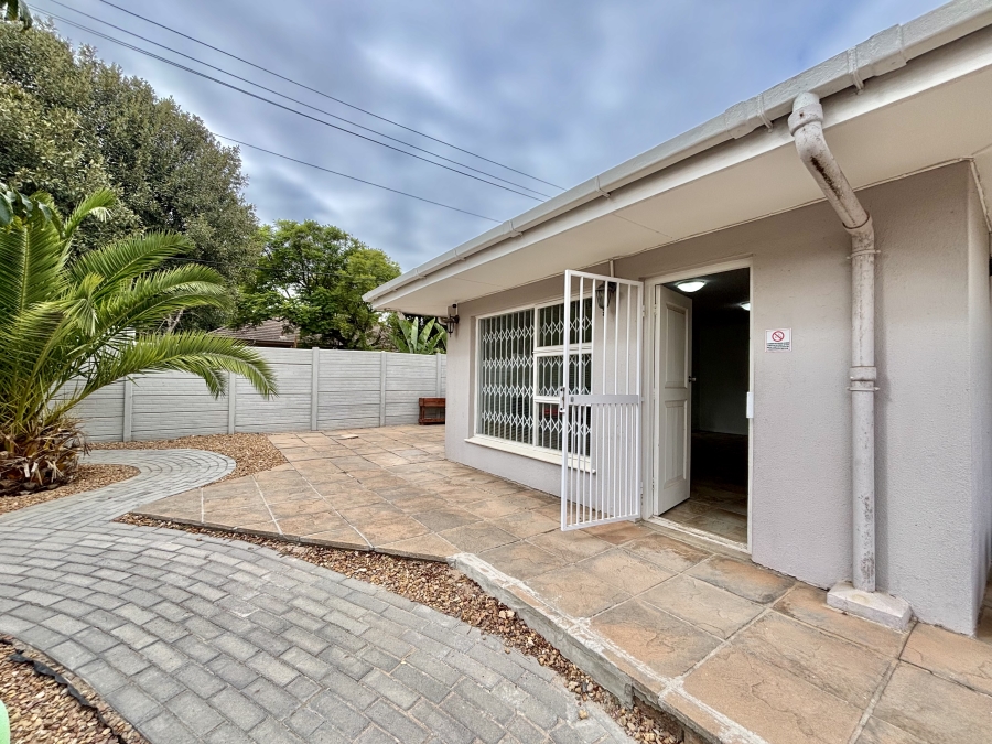 To Let commercial Property for Rent in Valmary Park Western Cape